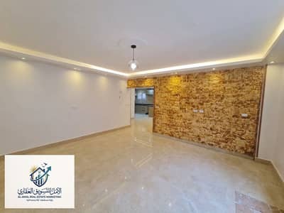 Apartment for rent, empty, Zahra El Maadi, Ashgar Durna Compound, prestigious and excellent location next to Carrefour and Happiness Street