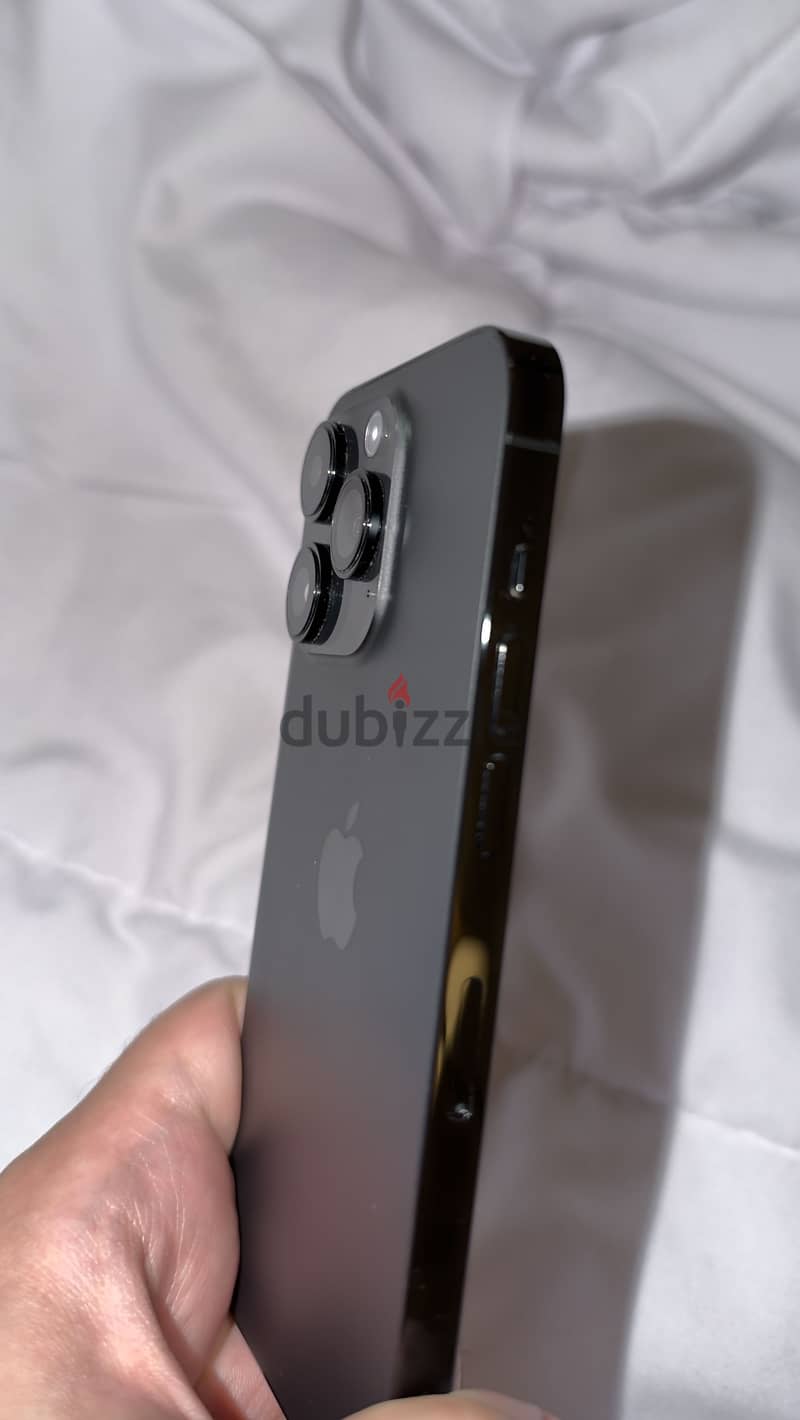 Apple - iPhone 14 Pro 1