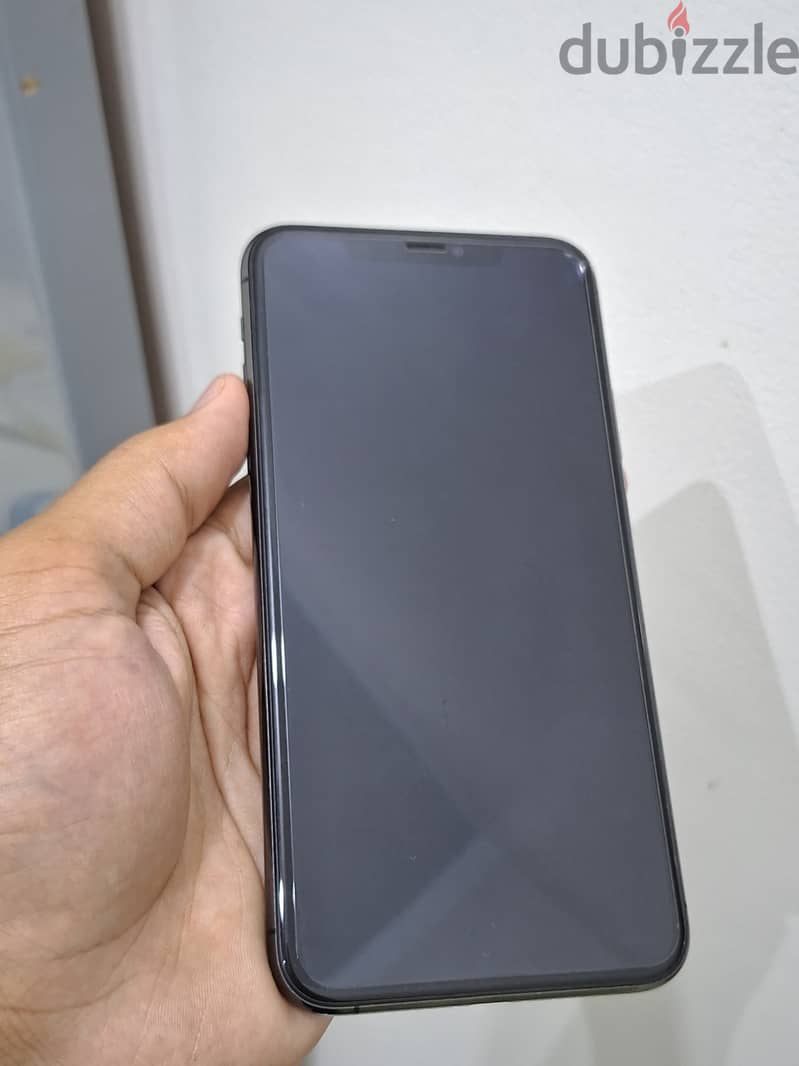 Apple - iPhone 11 Pro Max 2