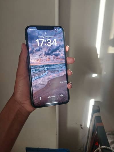 iPhone 11 Pro Max 64GB - بطارية 73% أصلية - متفتحش