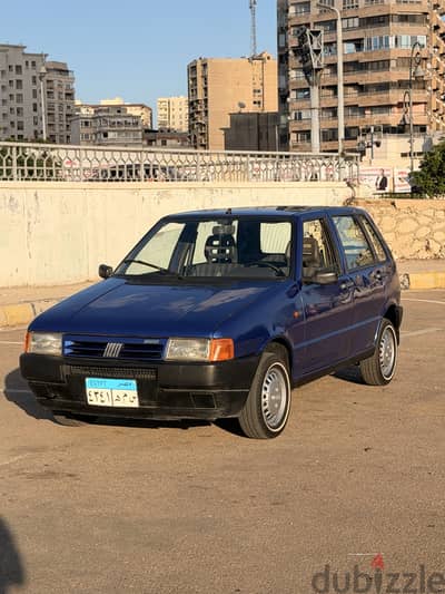 فيات أونو 1998