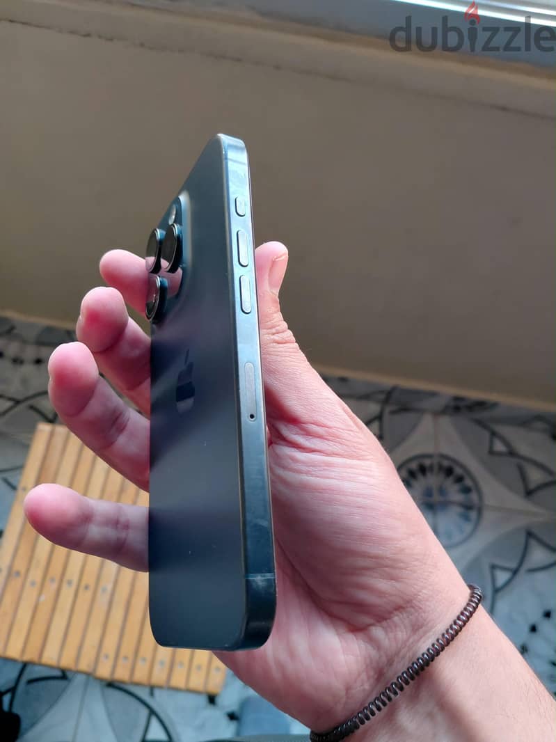 Apple - iPhone 15 Pro 1