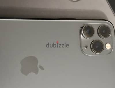 iPhone 11 Pro max معفي مش مغير بالبوكس