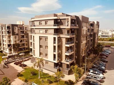 شقة للبيع كمبوند جنة 1 الشيخ زايد بحري بالفرش بالمطبخ و التكييفات لوكيشن مميز و فيو رائعApartment for sale in Janna 1 Compound, Sheikh Zayed. North-fa