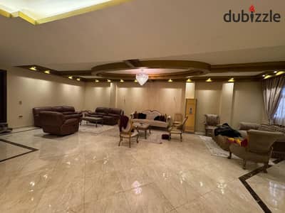 Luxury Villa for Sale in 7th District | 650 m² Land | 340 m² Built-Up | 9 Bedrooms | 10 Bathrooms