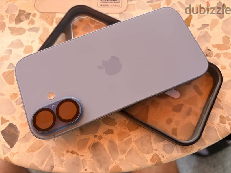 Apple - iPhone 17 7