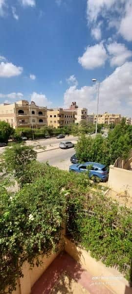 شقة للإيجار الحي الثامن  الشيخ زايد تشطيب سوبر لوكس لوكيشن مميز و فيو رائعApartment for rent in District 8, Sheikh Zayed  Super-lux finish, prime