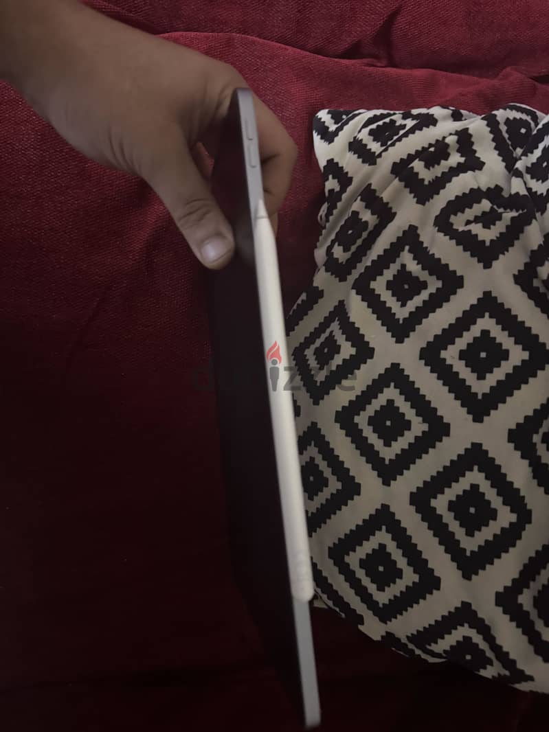 Ipad pro 2022 M2 6th generation + apple pencil + apple pencil tips 5