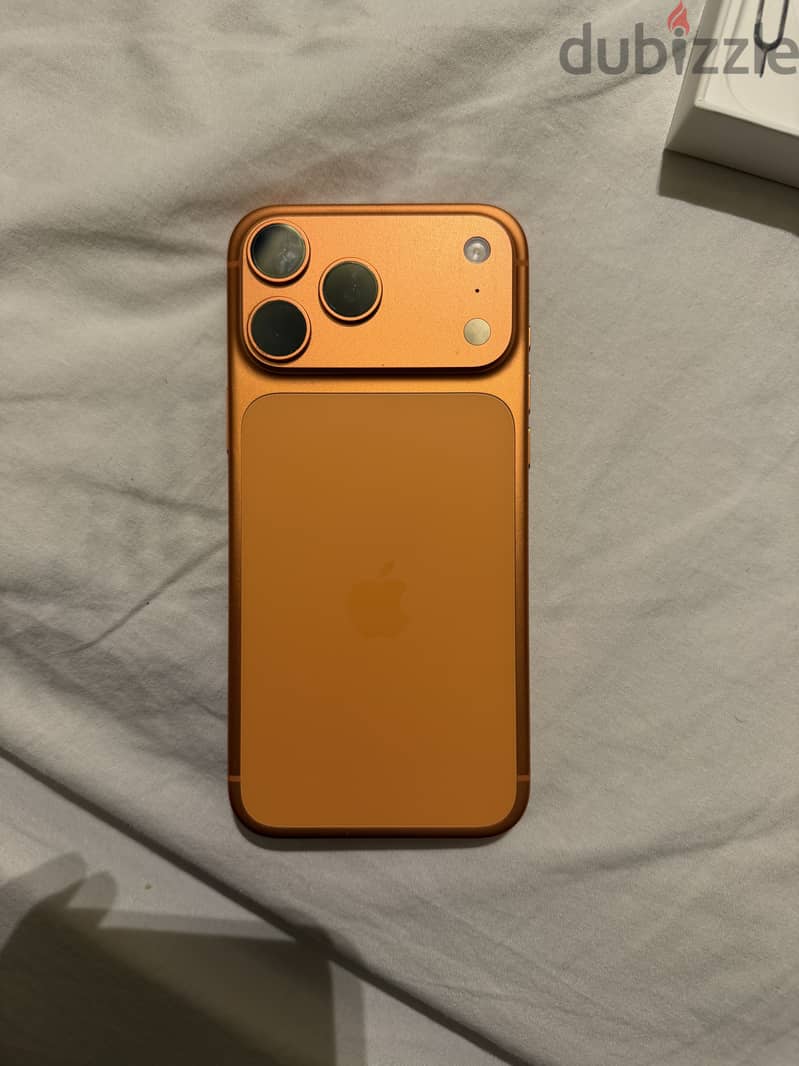 Apple - iPhone 17 Pro Max 2