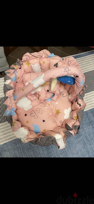 Baby nest in a very good condition used few times