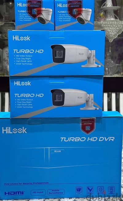 اربع كاميرات  اتنين خارجي اتنين دخلي وdvr