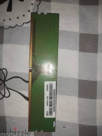 LENOVO 8 Ram  ddr4 2400MT