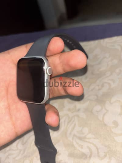Apple Watch SE 1st generation battery 89 new with box