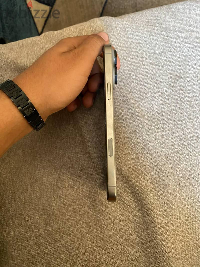 Apple - iPhone 16 Pro Max 2