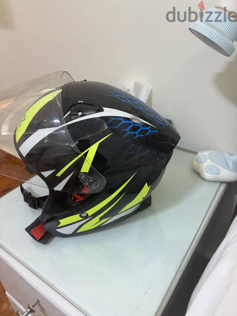 Helmet 1