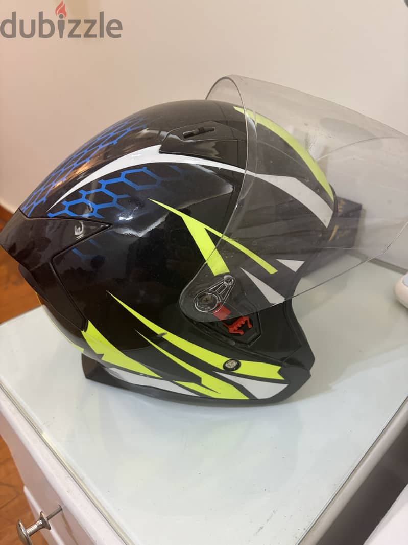 Helmet 3