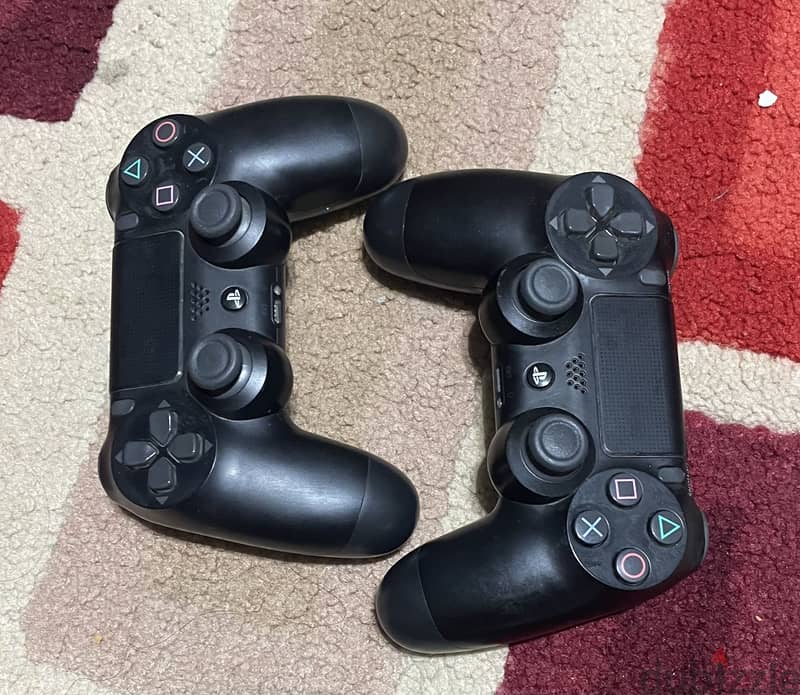 PlayStation 4 4