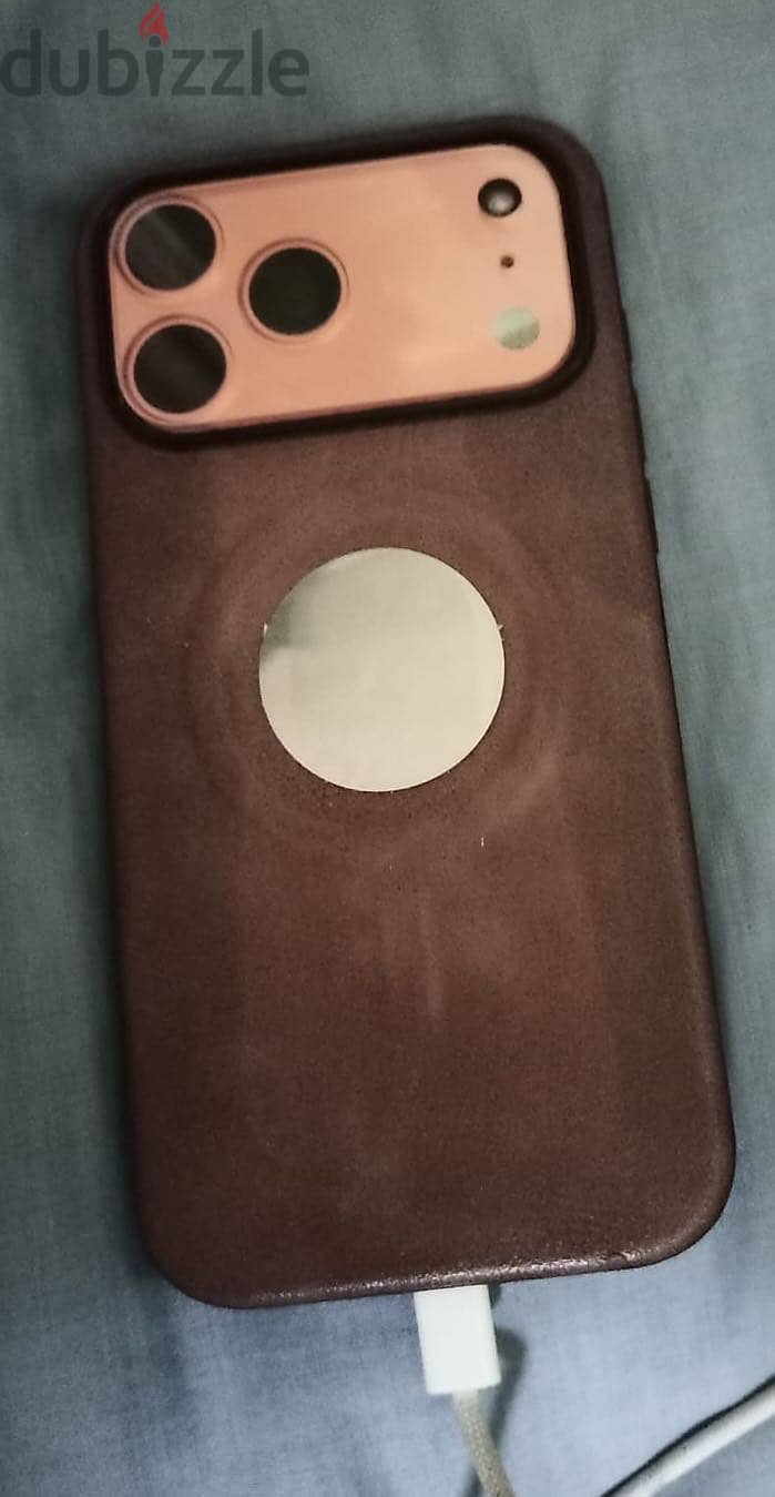 Apple - iPhone 17 Pro Max 1