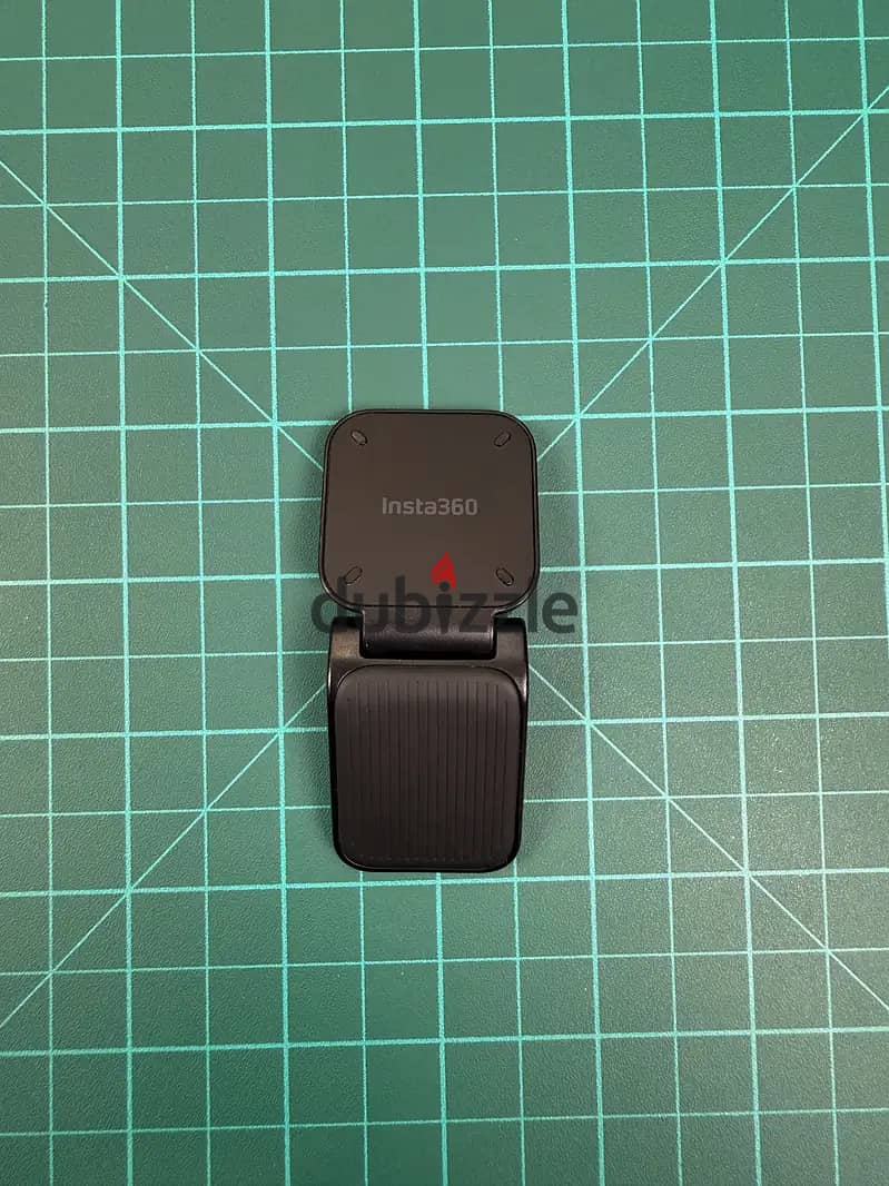 Insta360 GO Ultra Standard + Quick Release Mount 7