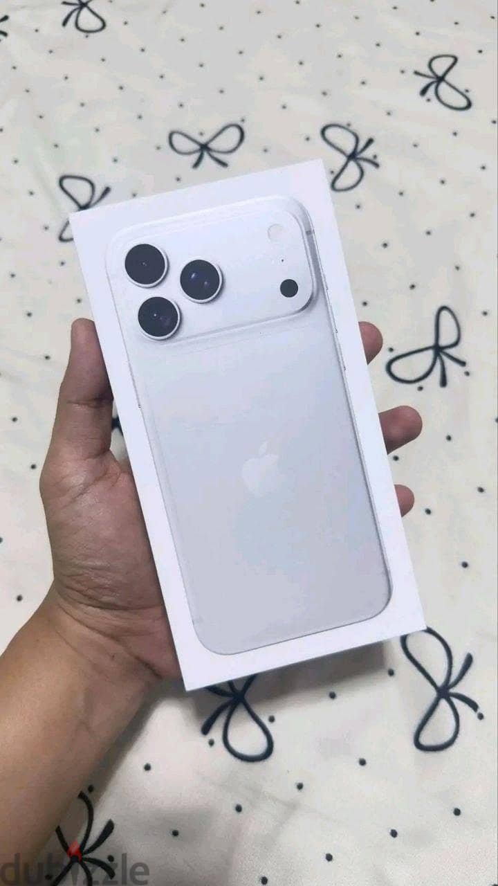 Apple - iPhone 18 Pro Max 2