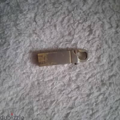 فلاشه 2 تيرا بايت بسعر لقطه