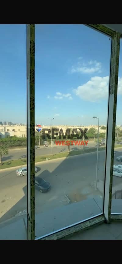 Finished Office for Rent 141 SQM in the Heart of Sheikh Zayed with a Prime View مكتب للإيجار متشطب ١٤١ م بقلب الشيخ زايد فيو مميز