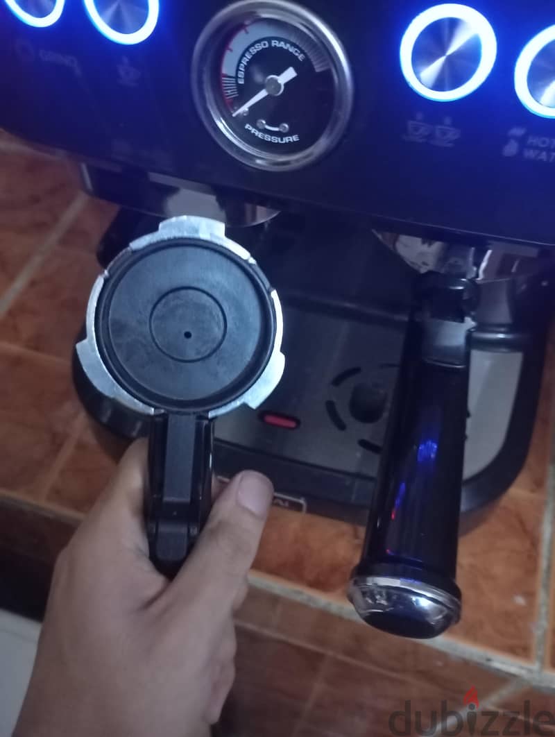 briva espresso machine with grinder and accessories 1
