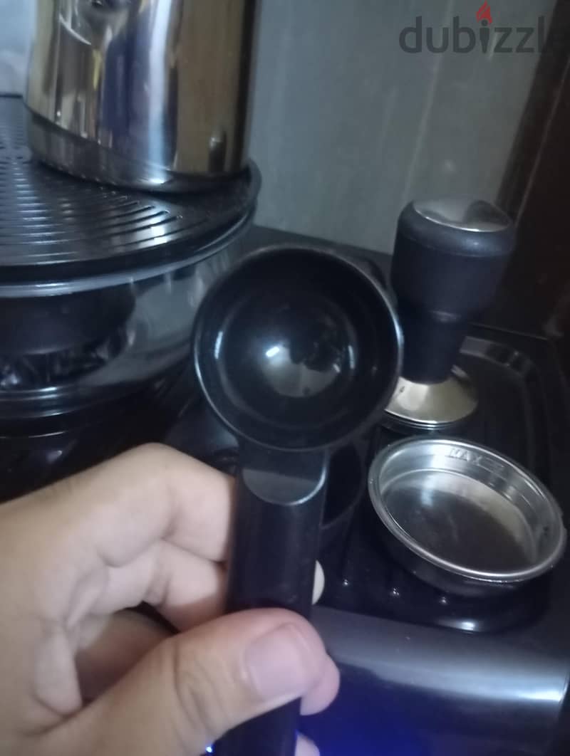 briva espresso machine with grinder and accessories 7