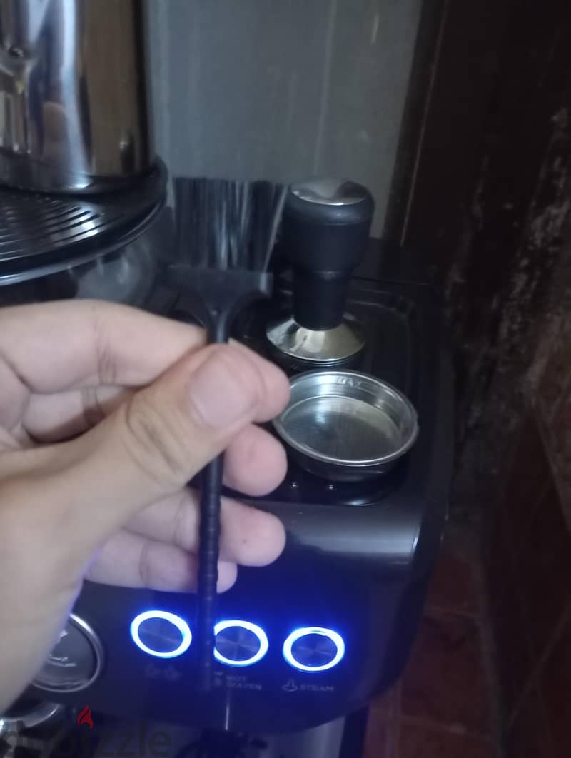 briva espresso machine with grinder and accessories 9
