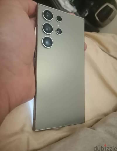 Samsung S24 Ultra with box مدفوع ضريبه