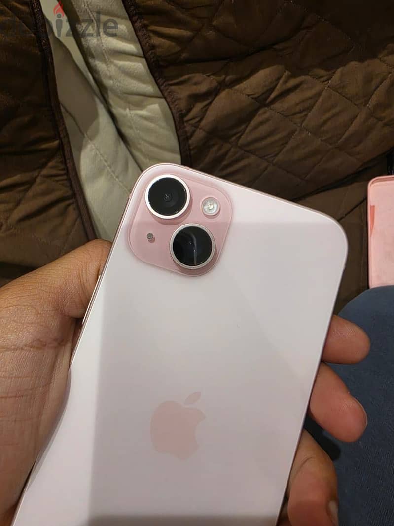 Apple - iPhone 15 plus 3