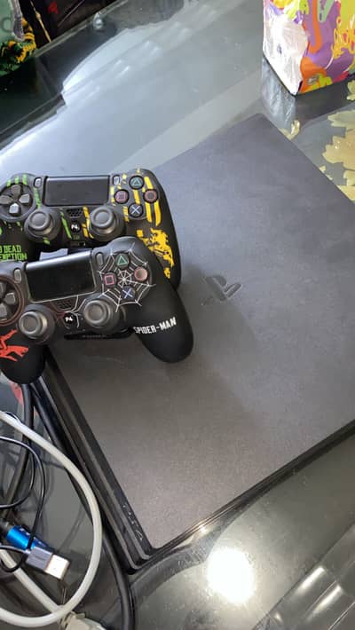 Ps4 pro perfect condition