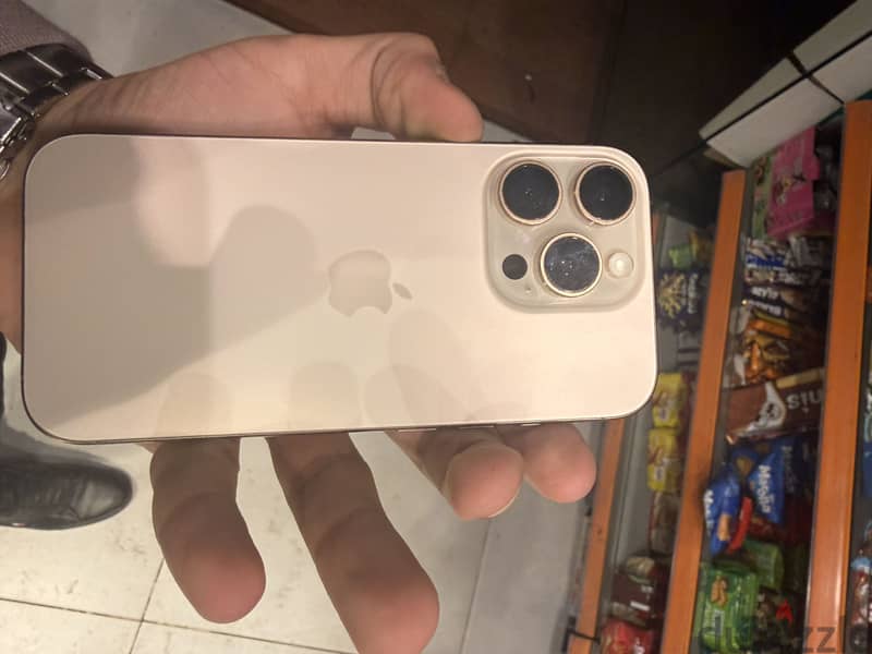 Apple - iPhone 16 Pro 7