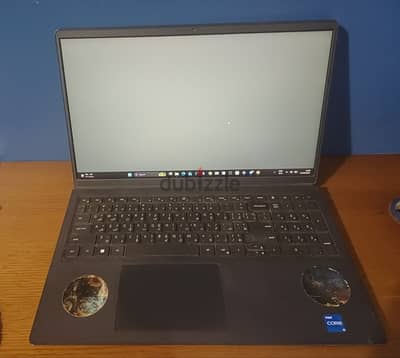 Dell Inspiron 15 3520