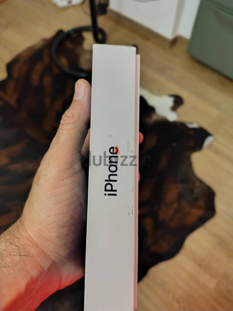 Apple - iPhone 12 11