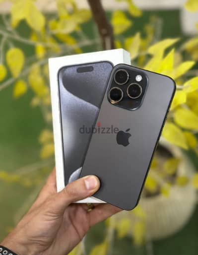 آبل - آيفون 15 برو