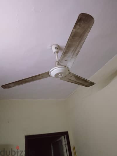 مروحة تورنيدو من العربي
