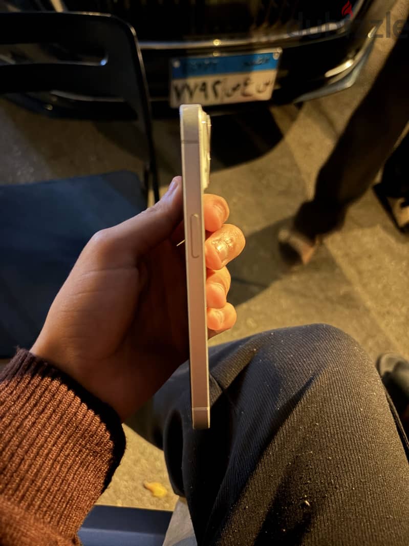 Apple - iPhone 14 1