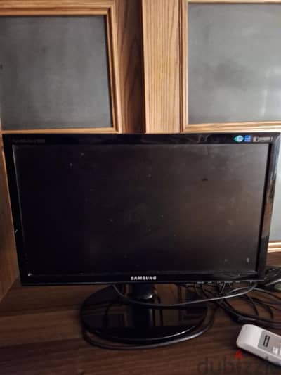 شاشة Samsung SyncMaster E1920NX