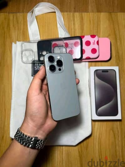 آبل - آيفون 15 برو