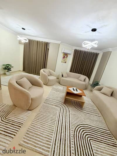 Furnished apartment for rent, first occupancy in the first neighborhood - Eighth District, 3 rooms and 2 bathrooms, elevator