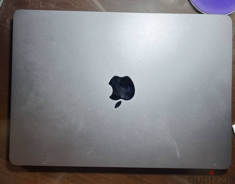 MacBook Air M2 – Space Gray 2