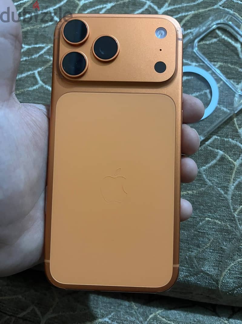 Apple - iPhone 17 Pro Max 2