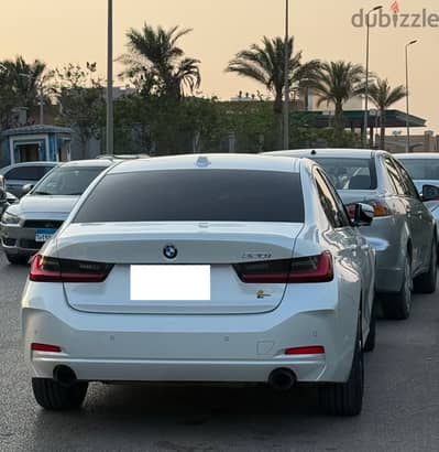 BMW 320i 2024 Luxury