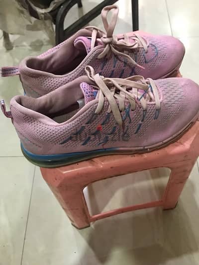 used activ shoes 41