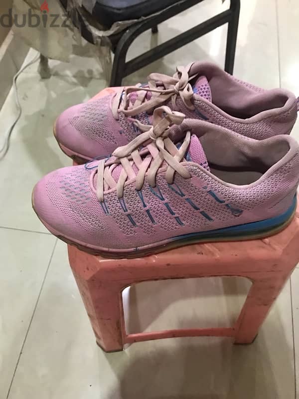 used activ shoes 41 1