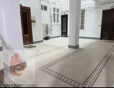 مقــر أدارى بـ المنشيــة 135 م / موقع مميز