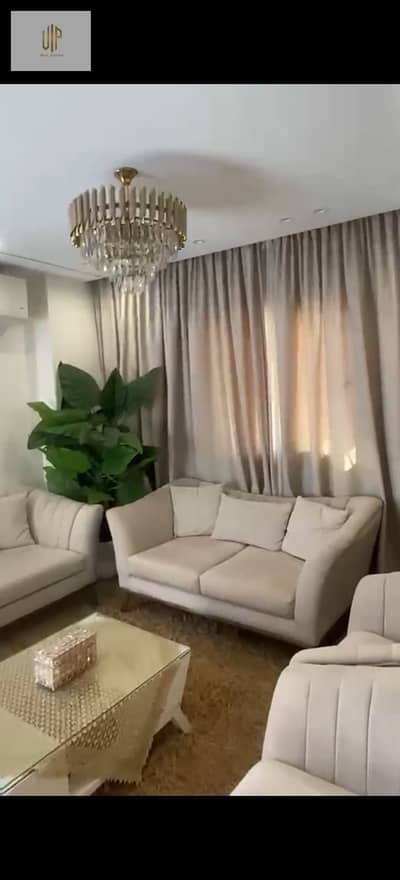 Apartment for sale in a prime location in the Fifth Settlement – in front of Mivida Compound, 2 minutes from the South Teseen Street. Steps from Katameya Dunes