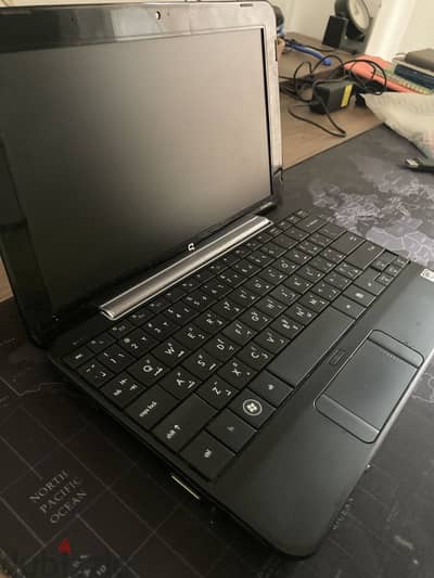 Laptop mini (LIKE NEWWW)