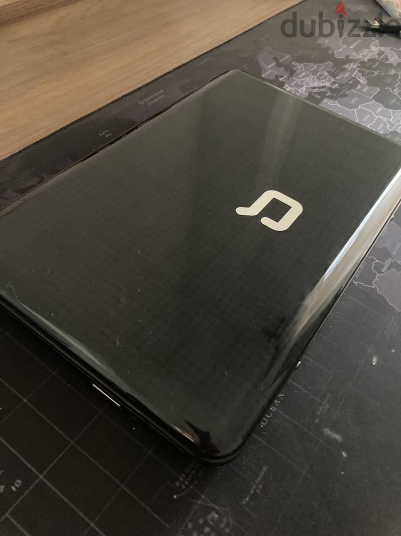 Laptop mini (LIKE NEWWW) 1
